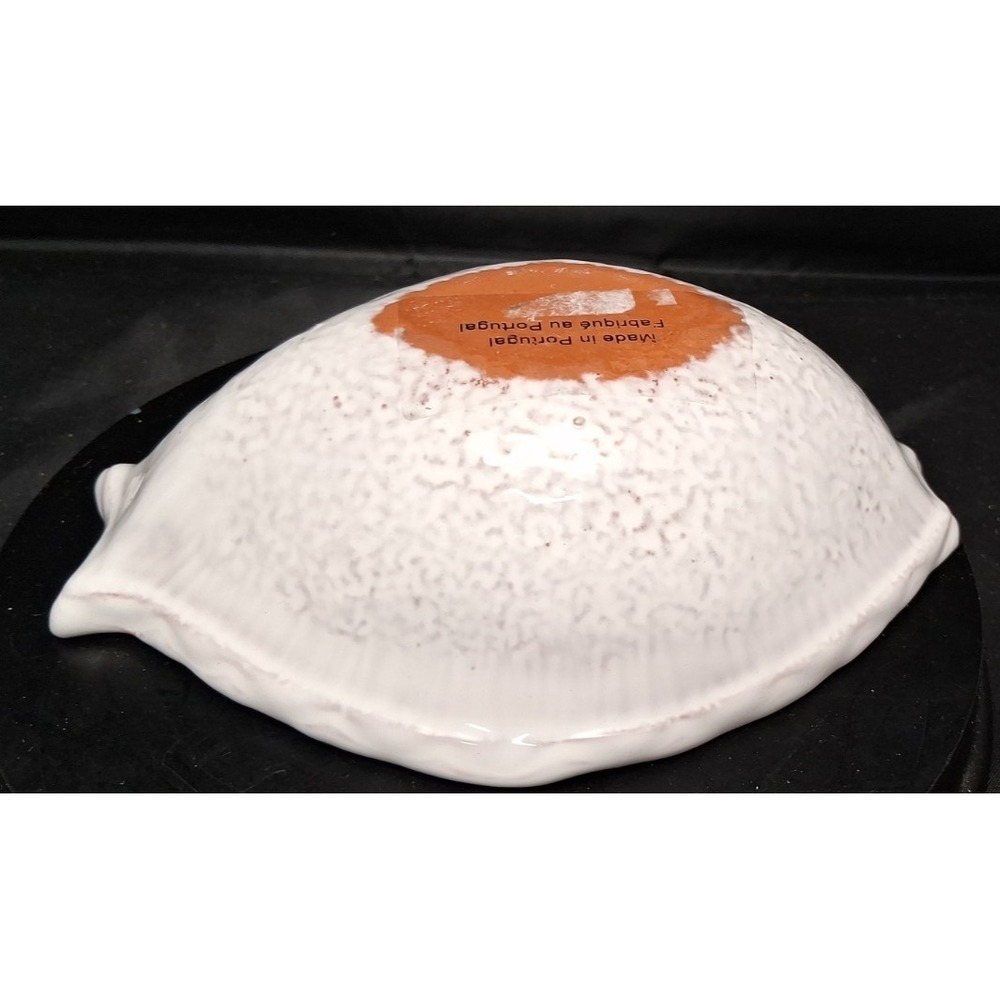 White ceramic dish with geometric and swirl patterns boat-shaped w/soap fish - Picture 8 of 11